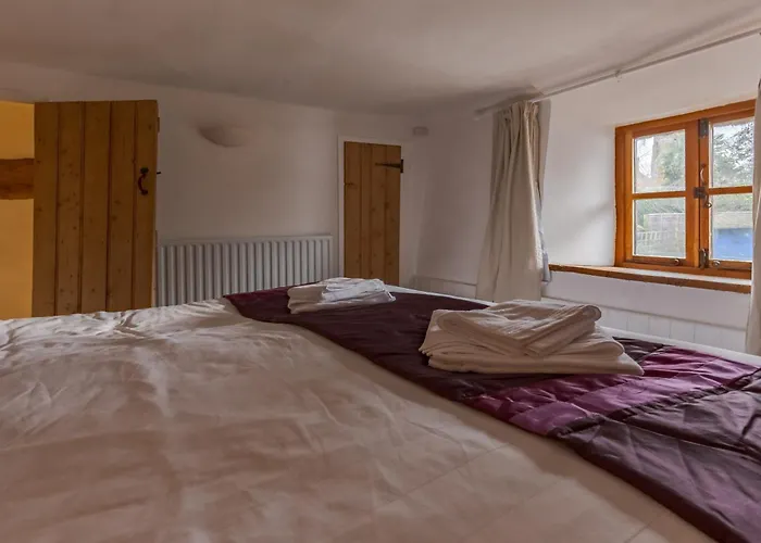 14Th-Century Cosy 3-Bed Cottage Business Stays