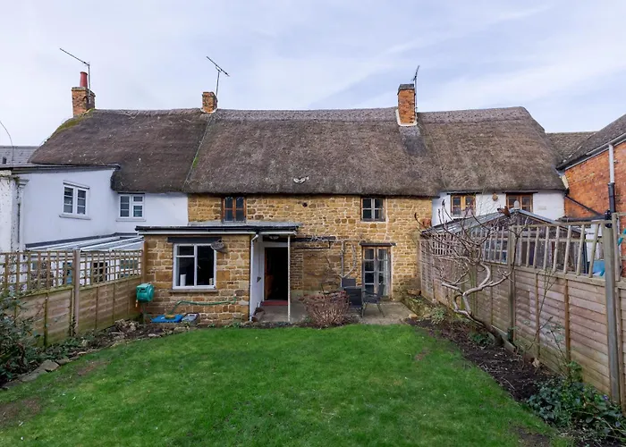 14Th-Century Cosy 3-Bed Cottage Business Stays