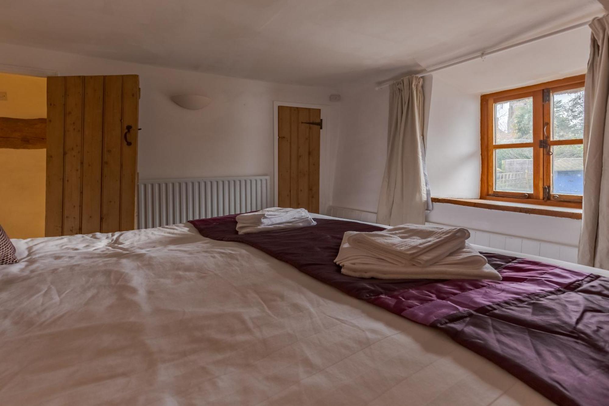 Holiday home 14th-century Cosy 3-bed Business Bloxham