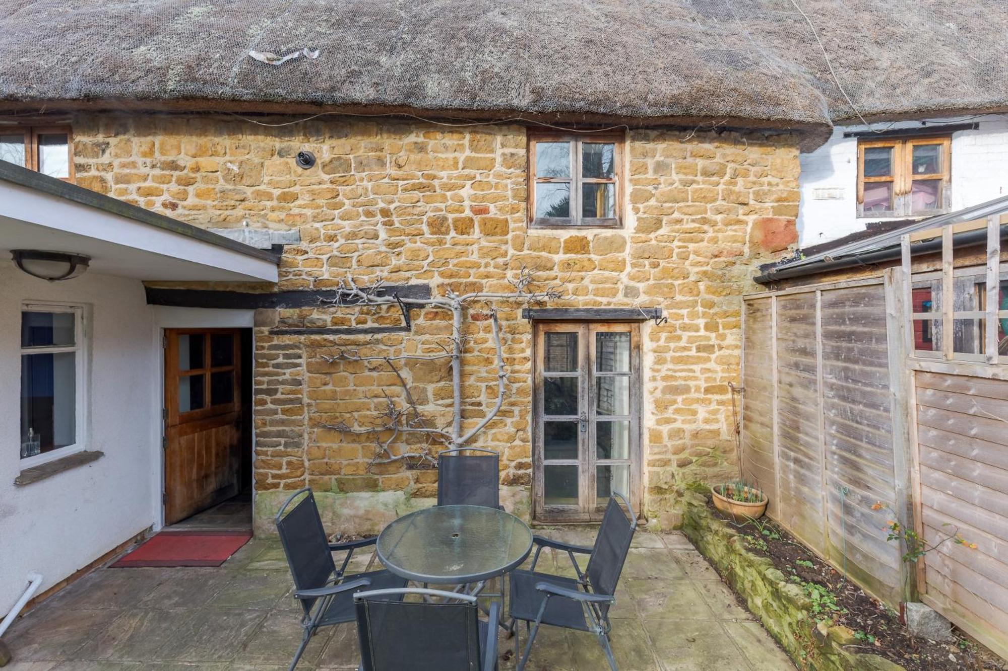 14th-century Cosy 3-bed Business Holiday home Bloxham