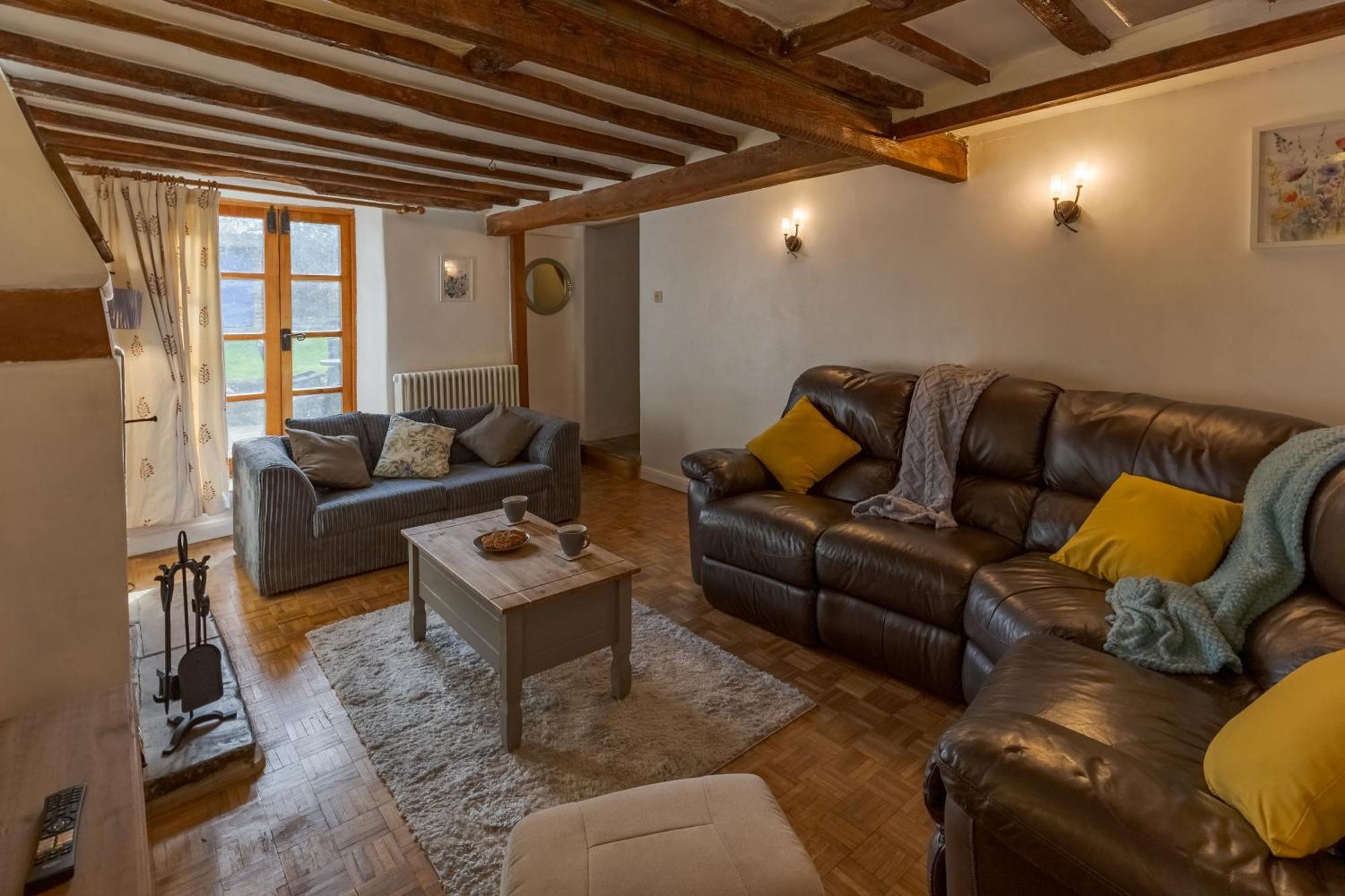 Holiday home 14th-century Cosy 3-bed Business