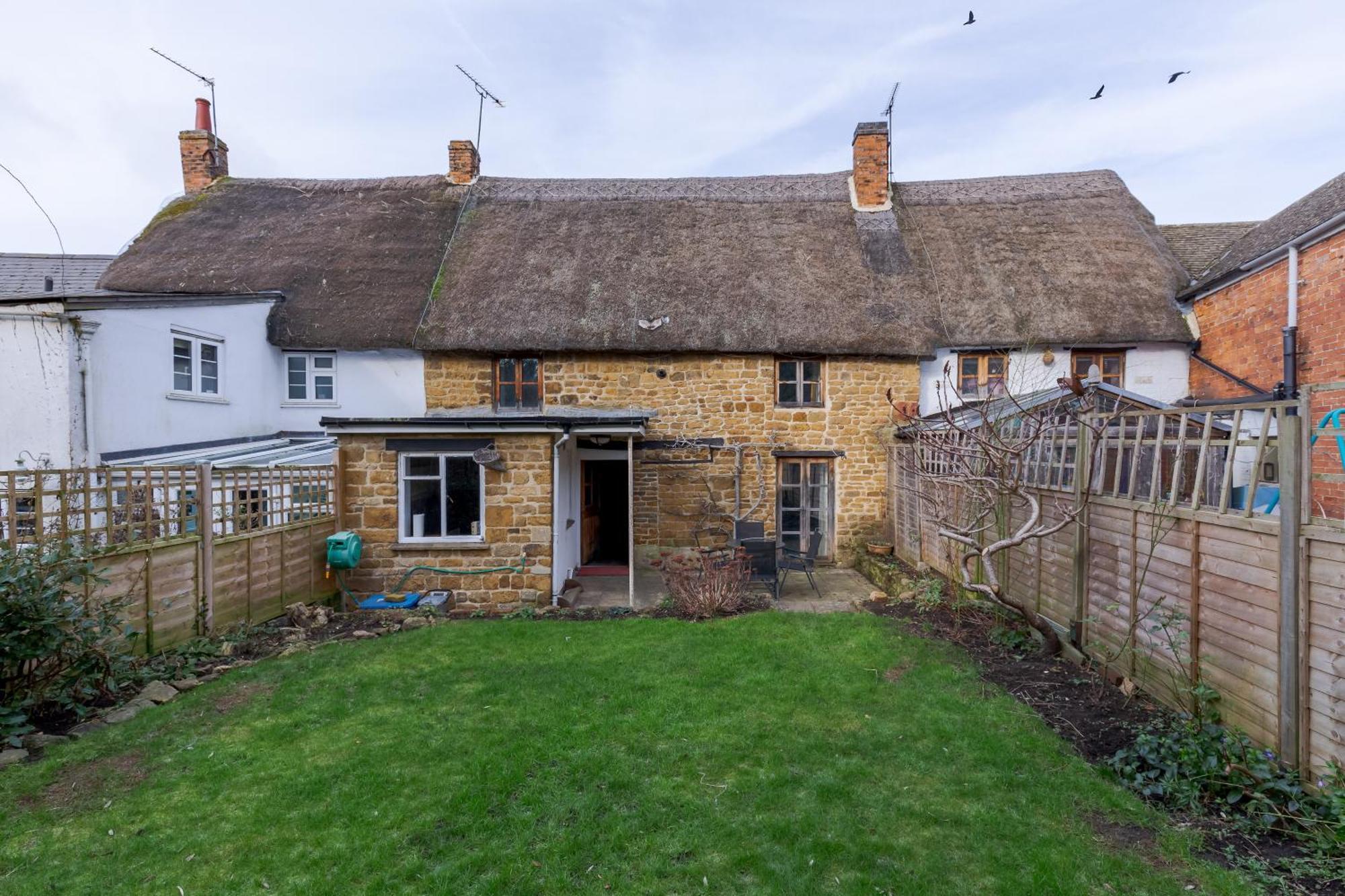 14th-century Cosy 3-bed Business * Bloxham