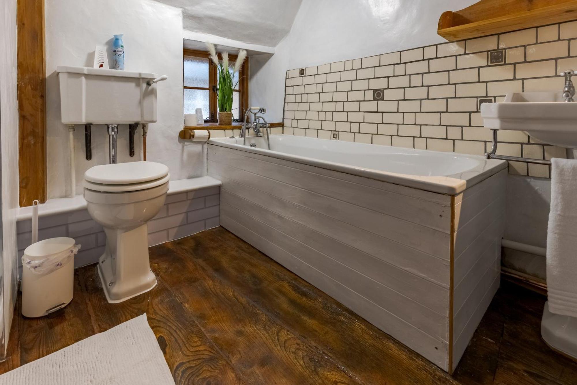 14th-century Cosy 3-bed Business * Bloxham